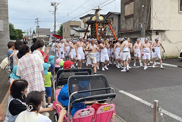 神興奉仕